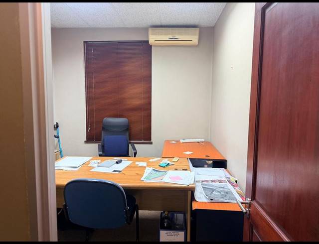 BUSINESS PROPERTY TO RENT IN ELDORAIGNE